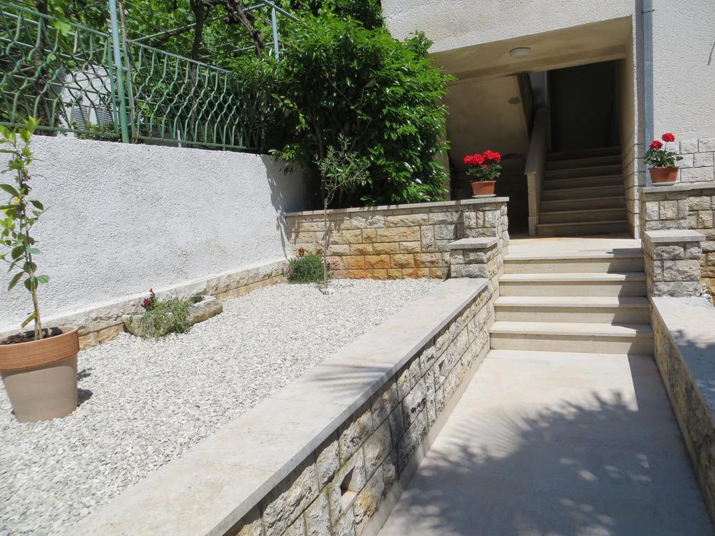 Apartments Sandra Πόρετς Εξωτερικό φωτογραφία